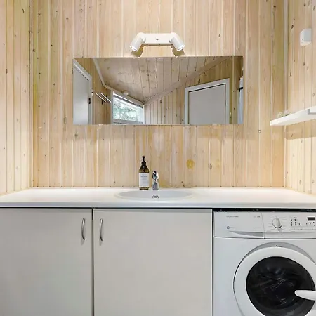 With Spacious Garden Σπίτι διακοπών Løkken